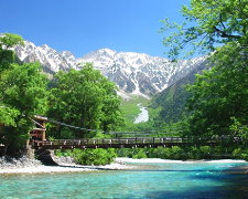 J立山黑部鐵道峽谷+上高地合掌村溫泉5天JX8186