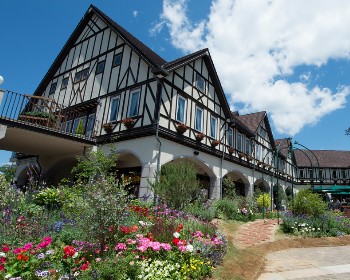 J台中神戶大阪布引香草園+螃蟹海鮮國產牛5天JX8620