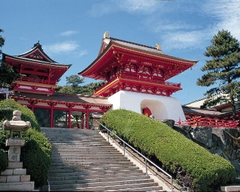 2025/12/12【維京遊輪・伊敦號】日本九州・四國璀璨聖誕10天 聖靜天草、浪漫門司港、細島碧海、種子島宇宙中心