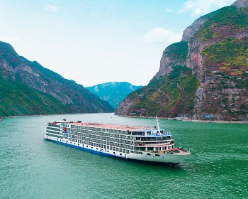 【華夏神女五號】長江三峽 、三峽天路+網紅魔幻重慶8天