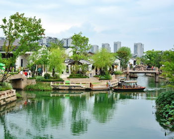 南航假期|點亮心中奇夢、上海迪士尼自由行6天|長榮桂冠酒店、比斯特購物村、專車送機、eSIM網卡|十人成行