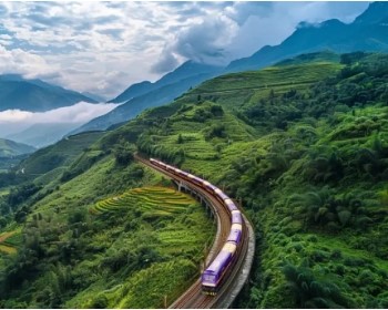 星光瀾湄號▪中寮雙國山水奢旅列車9天遊 兩人成行