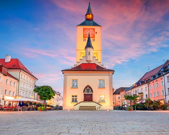 【維京河輪】繽紛多瑙河10天～帕紹、瓦豪河谷、維也納、布拉提斯拉瓦、布達佩斯（德國上船）